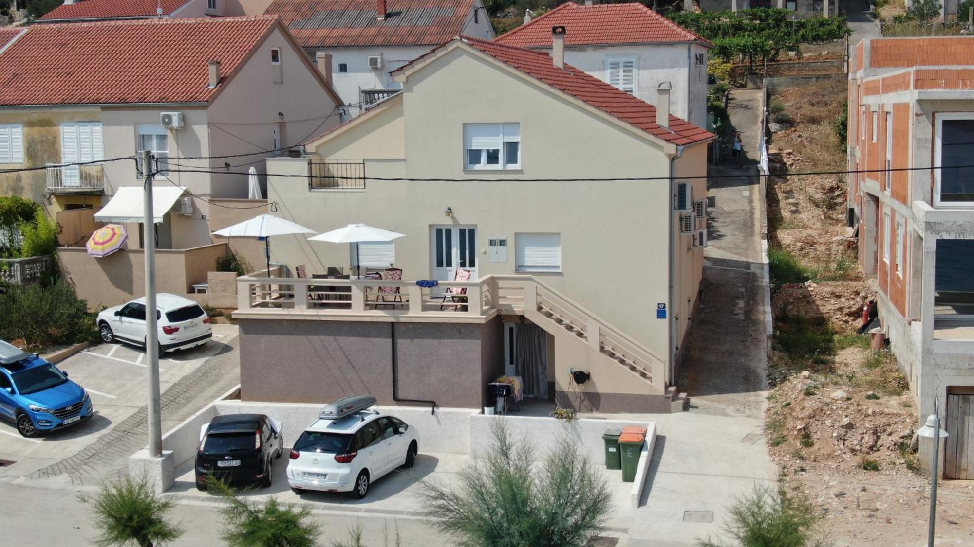 Ana Apartamento